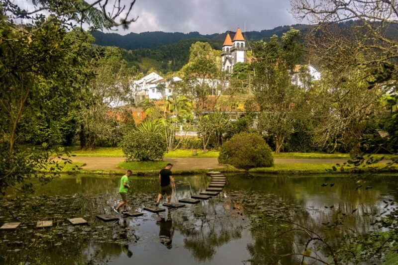 Ponta Delgada: Full-Day Van Tour to Furnas Valley - Explore the Unique Sights of Furnas Valley on a Full-Day Van Tour from Ponta Delgada