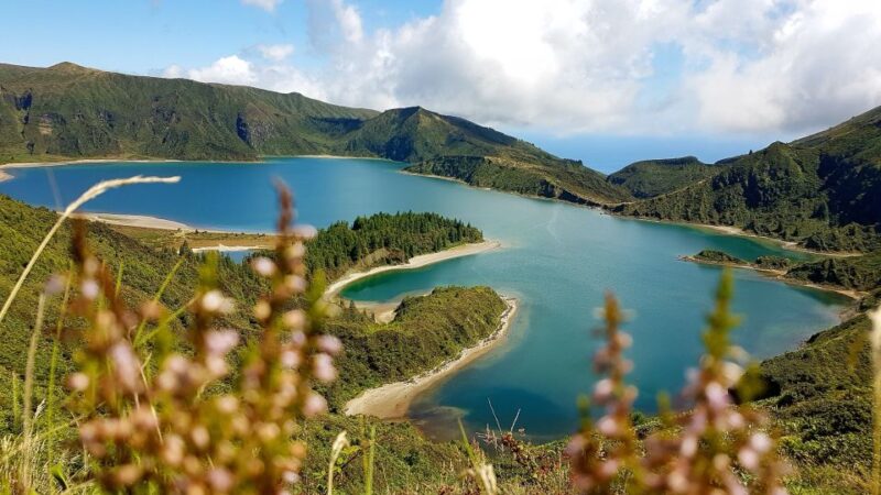 Ponta Delgada: Sete Cidades & Lagoa do Fogo Tour - Additional Local Experiences: Ceramics and Liqueur Tastings