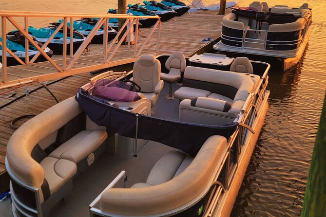 Pontoon Boat Rental Tybee Island - Discover Tybee Islands Waterways with a Private Pontoon Boat Rental