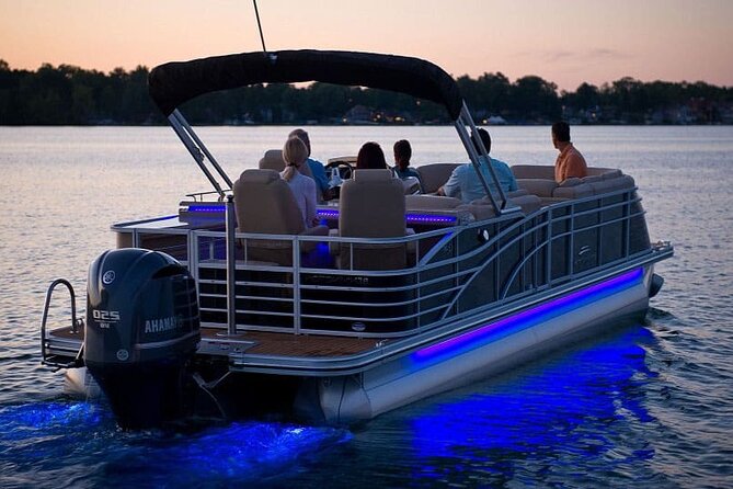 Pontoon Pub Crawl, 5 Lakeside Pubs and Restaurants Visit by Boat - Starting Point and Tour Duration