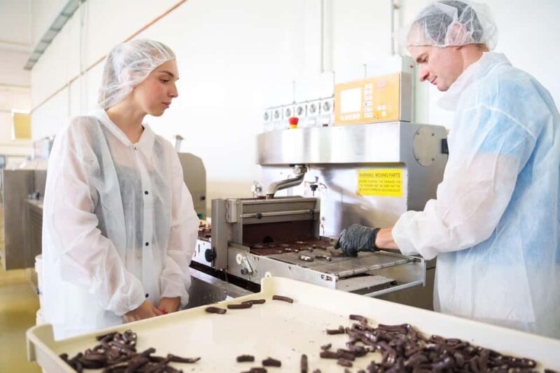 Pontremoli: Visit to the Chocolate Factory with Show Cooking and Tasting - Discover the Sweet World of Italian Chocolate at Pontremoli’s Cioccolateria Stainer