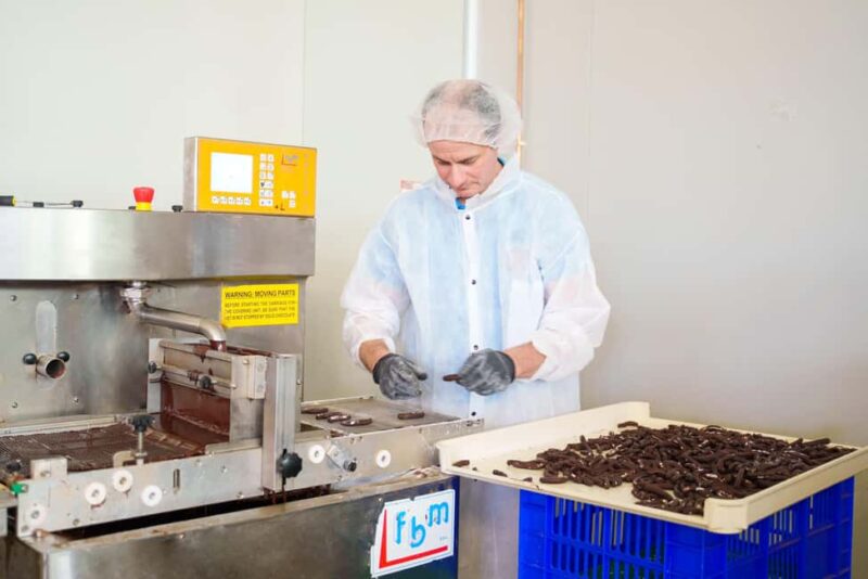 Pontremoli: Visit to the Chocolate Factory with Show Cooking and Tasting - Watching the Live Show Cooking of a Chocolate Semifreddo