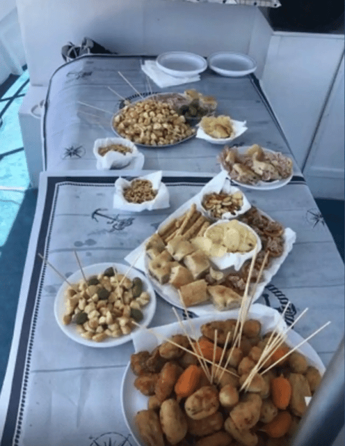 Ponza/Palmarola boat tour with lunch on board - What to Bring and Wear for the Day