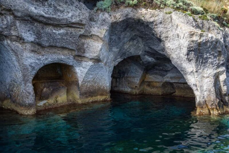 Ponza: Palmarola & Ponza Island Cruise with Swimming & Lunch - Departing from Molo Musco for a Scenic Sea Journey