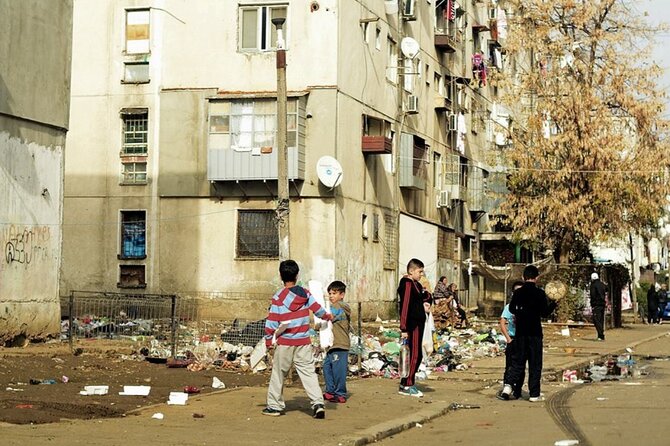 Poor Neighborhoods, Prison and Gypsy Castles - Private Tour - Discover the Real Bucharest: Poverty, Prisons, and Gypsy Palaces