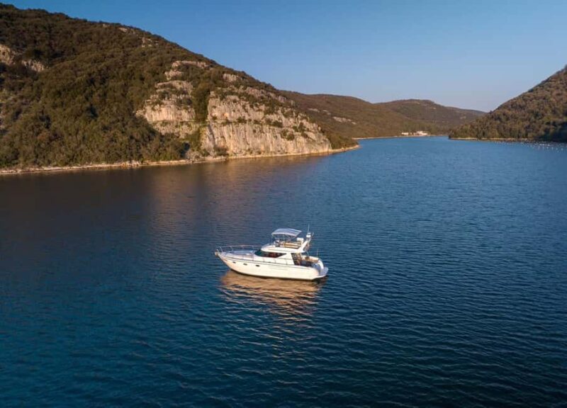 Pore: Bachelor & Bachelorette Celebration on the Waves - The Starting Point: Riva Pore at Obala Marala Tita