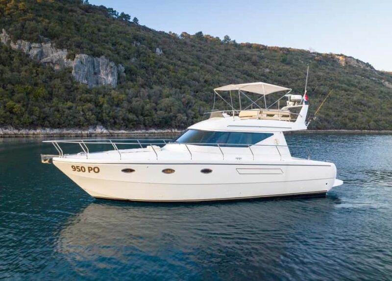 Pore: Bachelor & Bachelorette Celebration on the Waves - Experience the Breathtaking Coastal Views