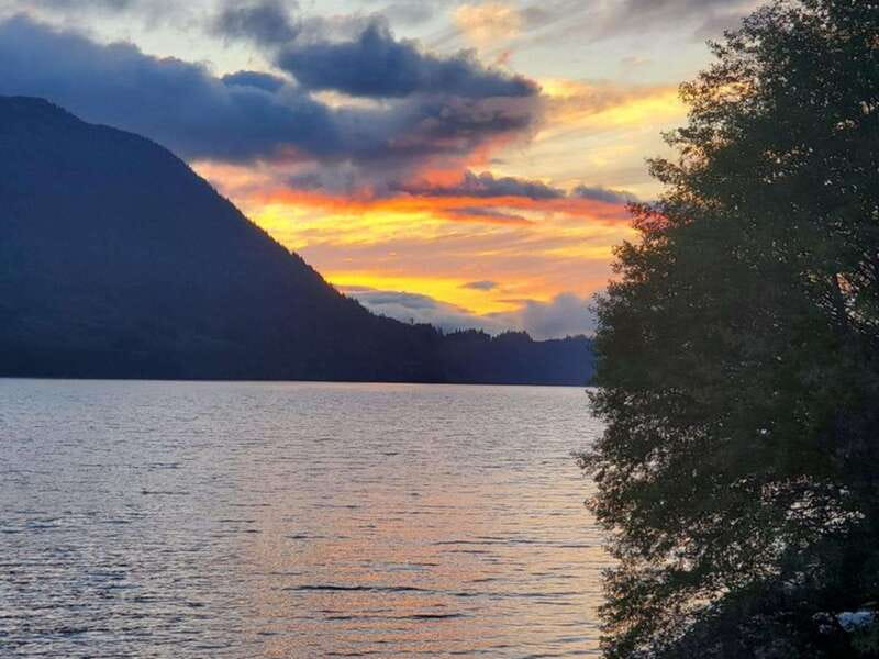 Port Alice: Sea Otter and Wildlife Watching Boat Tour - Practical Details: Weather, Clothing, and On-Board Amenities