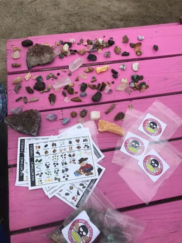 Port Clinton: Gem Mining Experience - Discover the Excitement of Gem Mining in Port Clinton