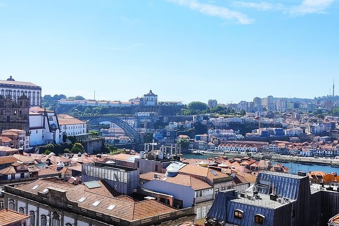 Port in 3 hours Photo & Flavors Secrets Tour - Explore Porto’s Hidden Alleys and Iconic Landmarks in Just 3 Hours