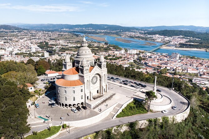 Port to Santiago de Compostela with up to 3 stops on the way - Vigo’s Seaside and Cultural Highlights