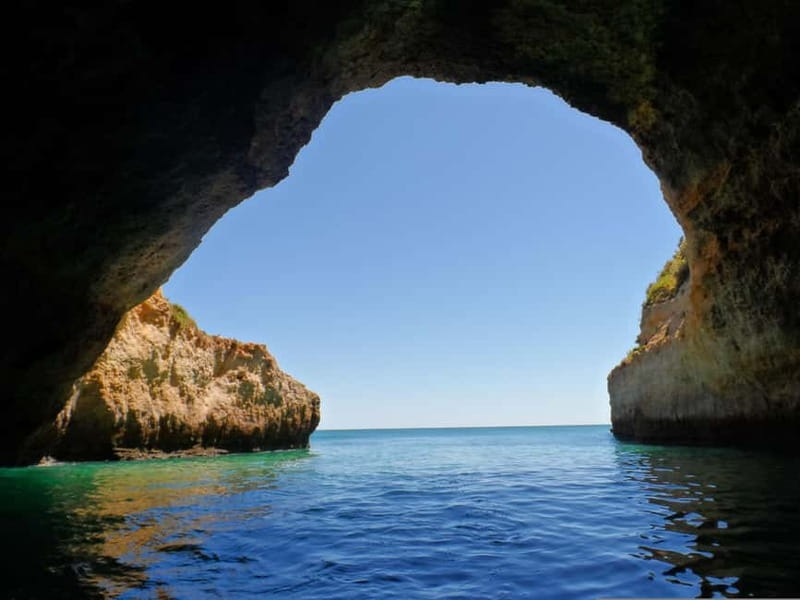Portimão: Benagil and Marinha Beaches Boat Tour - Marveling at the Benagil Cave’s Rainbow Colors