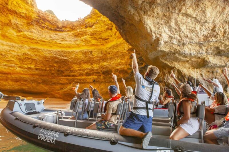 Portimão: Benagil Boat Tour & Marinha Beach & Carvalho Beach - Suitability and Accessibility