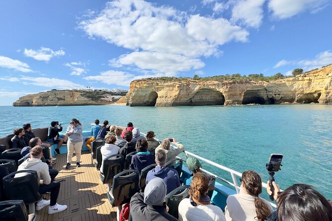 Portimão: Benagil Caves and Coastline - 1H30 - Navigating the Algarve Coast: Stops and Sightseeing Highlights
