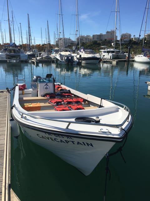 Portimão: Caves, Benagil and Algarve Coastline Boat Tour - Explore the Beautiful Algarve Coastline on a 2.5-Hour Sailing Trip