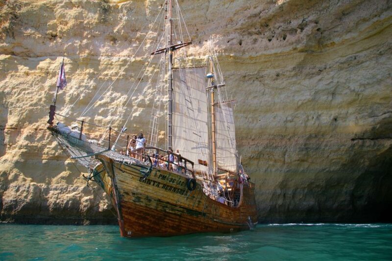 Portimão: Pirate Ship Cave Cruise - Discover the Pirate Ship Cave Cruise in Portimão, Algarve