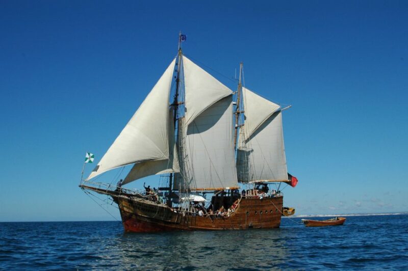 Portimão: Pirate Ship Cave Cruise - Practical Considerations and Accessibility