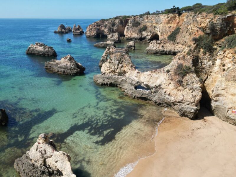 Portimão: Small Group Kayak Cave and Cliff Tour - Discovering the Hidden Cave in Alvor