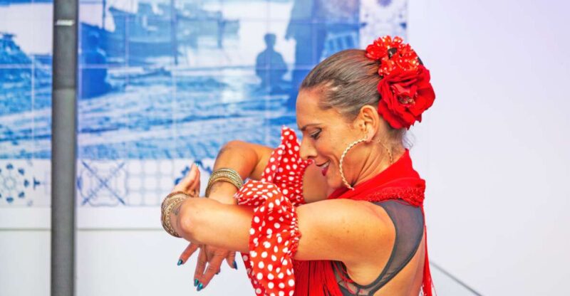 Portimão: Spanish Nights Sevillian Dance & Tapas Tasting - Seville Dance Performance: Live Entertainment to Delight