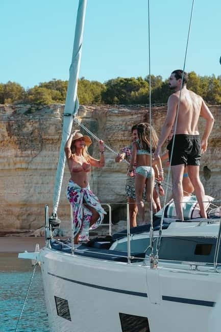 Portimao: Sunset Luxury Sail-Yacht Cruise - The Option for Private Cruises and Group Flexibility