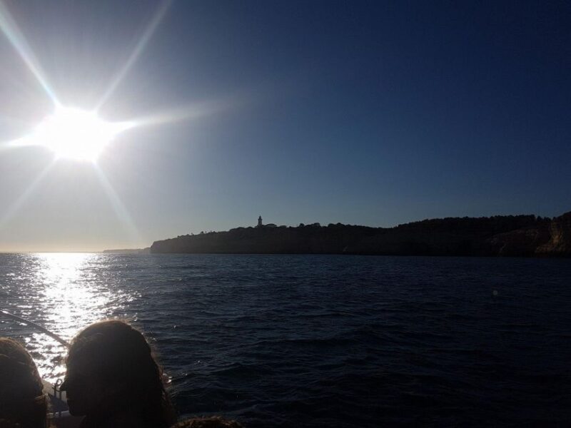 Portimão: Sunset Private Tour - The Experience of Private Access to the Algarves Hidden Regions