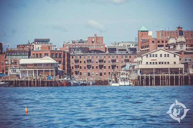 Portland Explorer | Maine History, Culture, & 3 Lighthouses Tour - Exploring Spring Point Ledge Lighthouse and Its Military Past