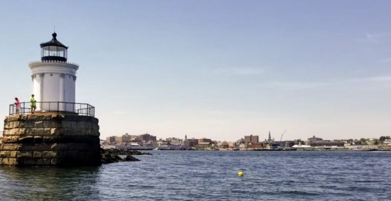 Portland: Maine Lighthouses Sightseeing Cruise with Drinks - Discover Maine’s Lighthouses from Portland on a 1.5-Hour Cruise