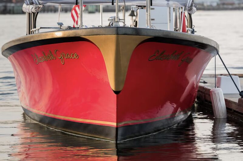 Portland: Maine Lighthouses Sightseeing Cruise with Drinks - The Experience of Sipping on a Local Drink