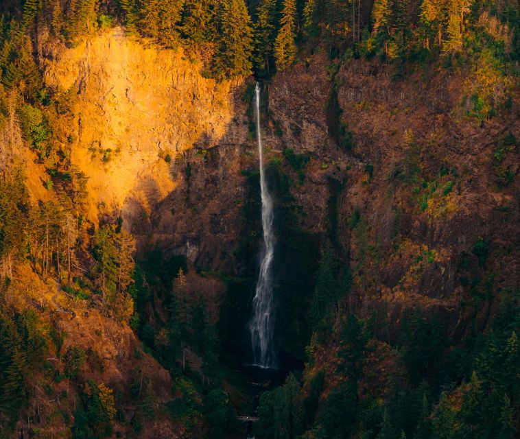 Portland: Multnomah Falls Scenic Flight Tour - The Perfect Short Flight for Waterfall and Wilderness Enthusiasts