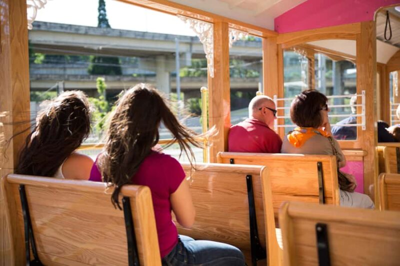 Portland, Oregon: Gray Line Pink Trolley Hop-On Hop-Off Tour - Experience the Guide’s Narration