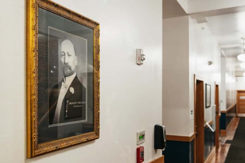 Portland: Phantoms, Penance, and Poltergeists Ghost Tour - Inside the Haunted Hotel and Its Paranormal Stories