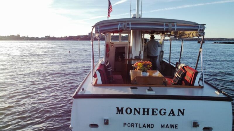 Portland: Private Charter on Vintage Lobster Boat w/ Drinks - Explore Maine’s Casco Bay on a Private Vintage Lobster Boat