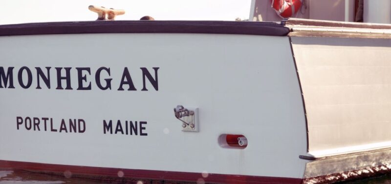 Portland: Private Charter on Vintage Lobster Boat w/ Drinks - Key Points