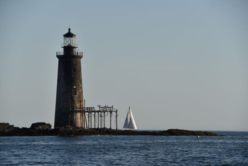 Portland: Sunset Lighthouse Cruise in Casco Bay with Drinks - Suitability and Accessibility Considerations