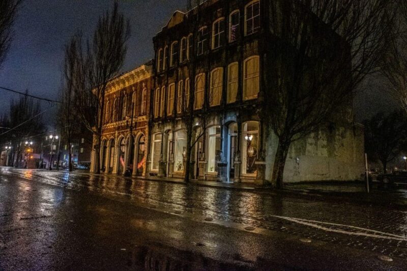 Portland: Ultimate Dead of Night Walking Ghost Tour - Portland’s Haunted Past in the Night