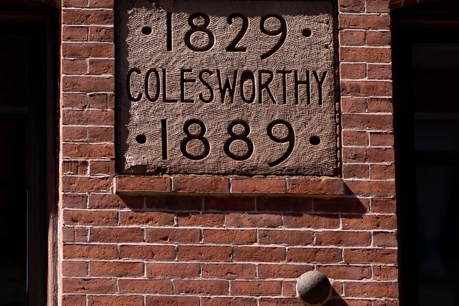 PortlandWalkingFoodTourWarmDonuts, History&HiddenGems - Physical Requirements and Accessibility