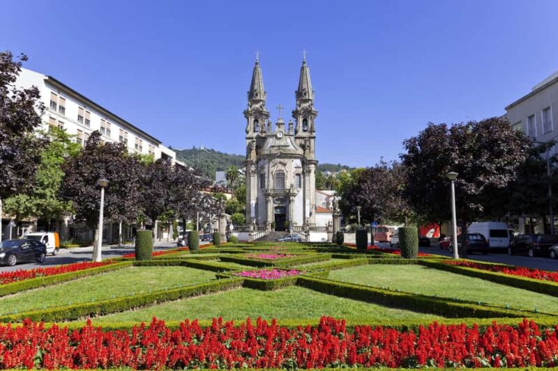 Porto: 1 day to Braga & Guimarães with lunch at a Vinho Verde estate - Is This Tour Suitable for Everyone?