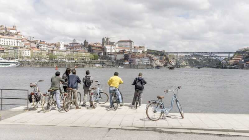 Porto: 3-Hour Bike Tour - Cycling Along the Douro River and City Gardens
