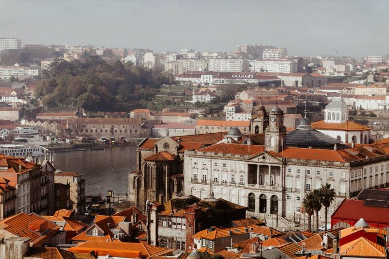 Porto: 3-Hour Guided Walking Tour - The Guide’s Role and Personal Touch