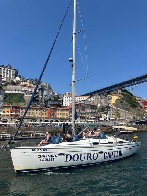 Porto 4H: Charming cruise, wine tasting, and vintage van tour - The Scenic Foz do Douro and Atlantic Entrance