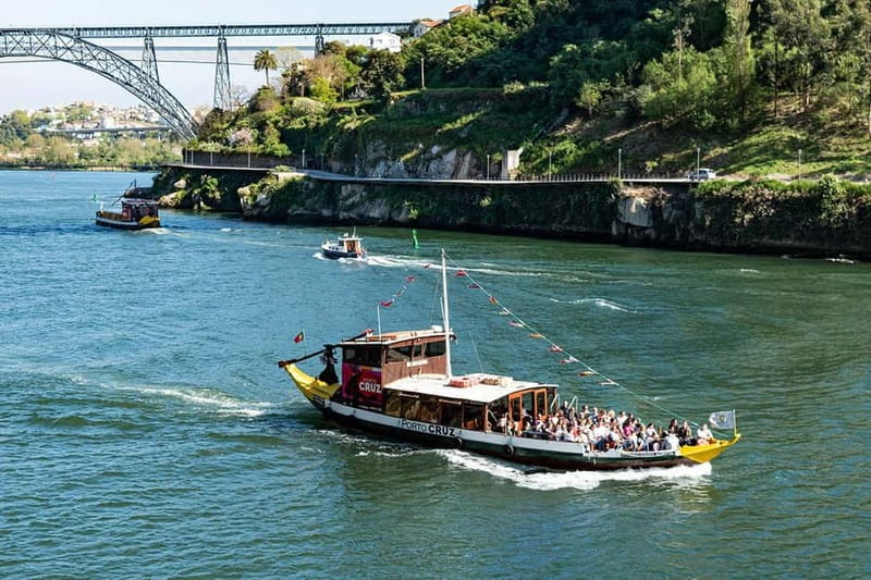 Porto: 6 Bridges Cruise on a Traditional Rabelo Boat - Discover Porto’s Six Bridges on a Traditional Rabelo Boat