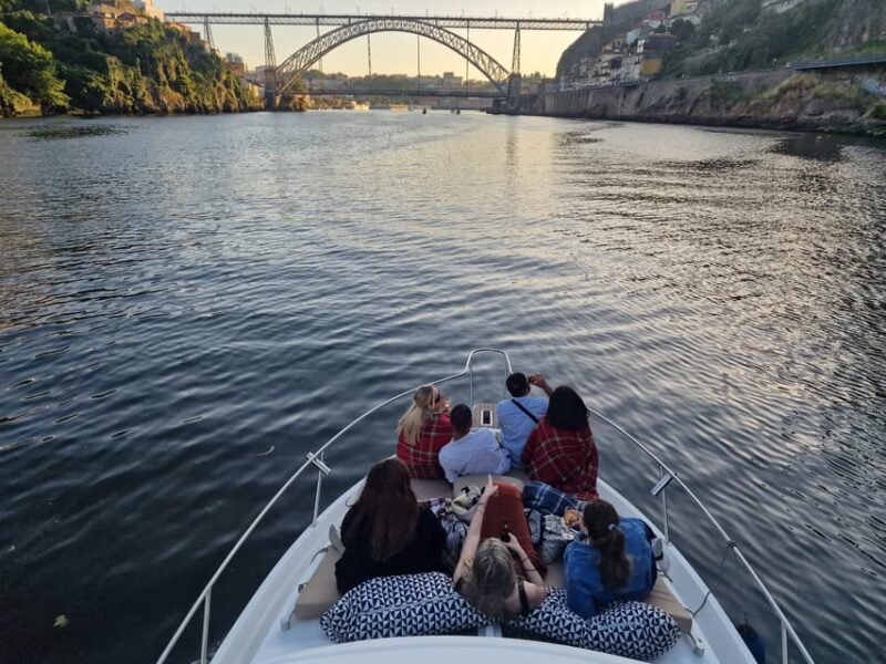 Porto: 6 Bridges Cruise & Port Wine with Sunset Option - Visiting Porto’s Iconic Bridges and Neighborhoods