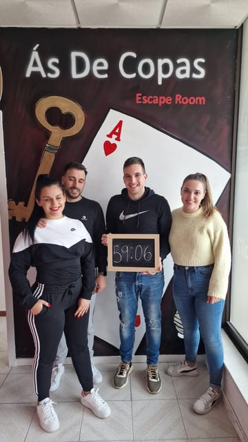 Porto: Ace of Cups Escape Room Expereince - Meeting Point and Accessibility