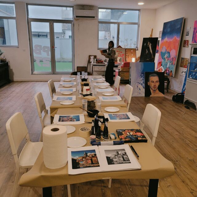 Porto: Acrylic Painting Workshop for Groups - Antero Quental - Creative Fun in Porto: Acrylic Painting Workshop for Groups at Antero Quental