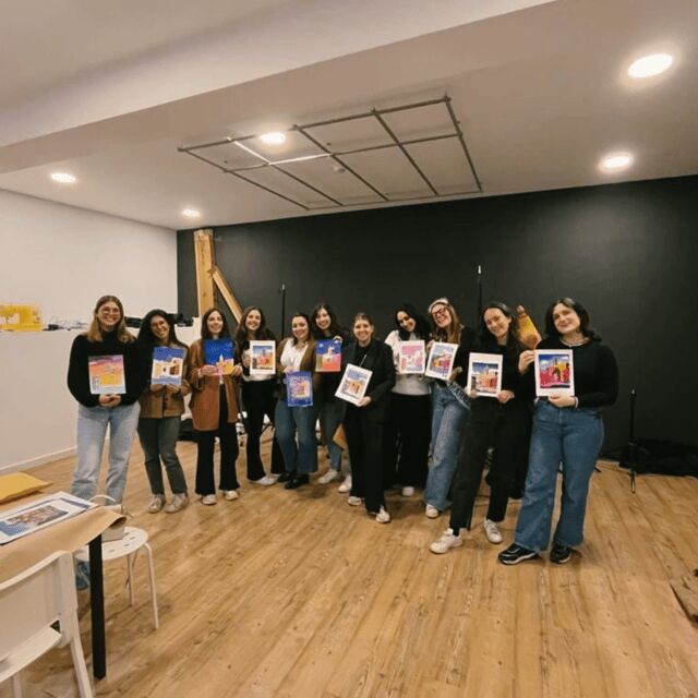 Porto: Acrylic Painting Workshop for Groups - Antero Quental - The Perfect Setting for Celebrations and Group Bonding