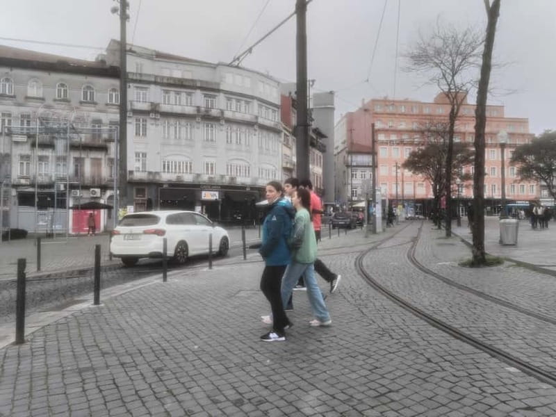 Porto and Lisbon city tours - Explore Porto and Gaia in Comfortable Electric Tuk Tuks