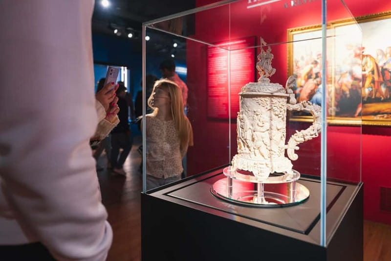 Porto: Art of Drinking WOW Museum - Drink Through History - Viewing Experience and Guided Narration