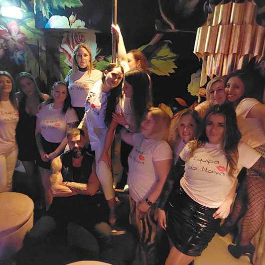 Porto: Bachelor Party offer of a Glass of Champagne or Drink - Experience a Memorable Bachelor Night at Mask Porto for $57