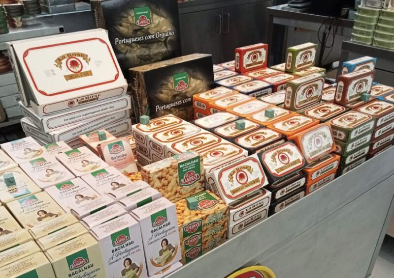 Porto: Bolhão Market Guided Food Tour - Explore Porto’s Iconic Bolhão Market with a Guided Food Experience