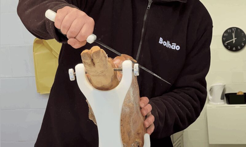 Porto: Bolhão Market Guided Food Tour - Who Will Enjoy This Tour Most?